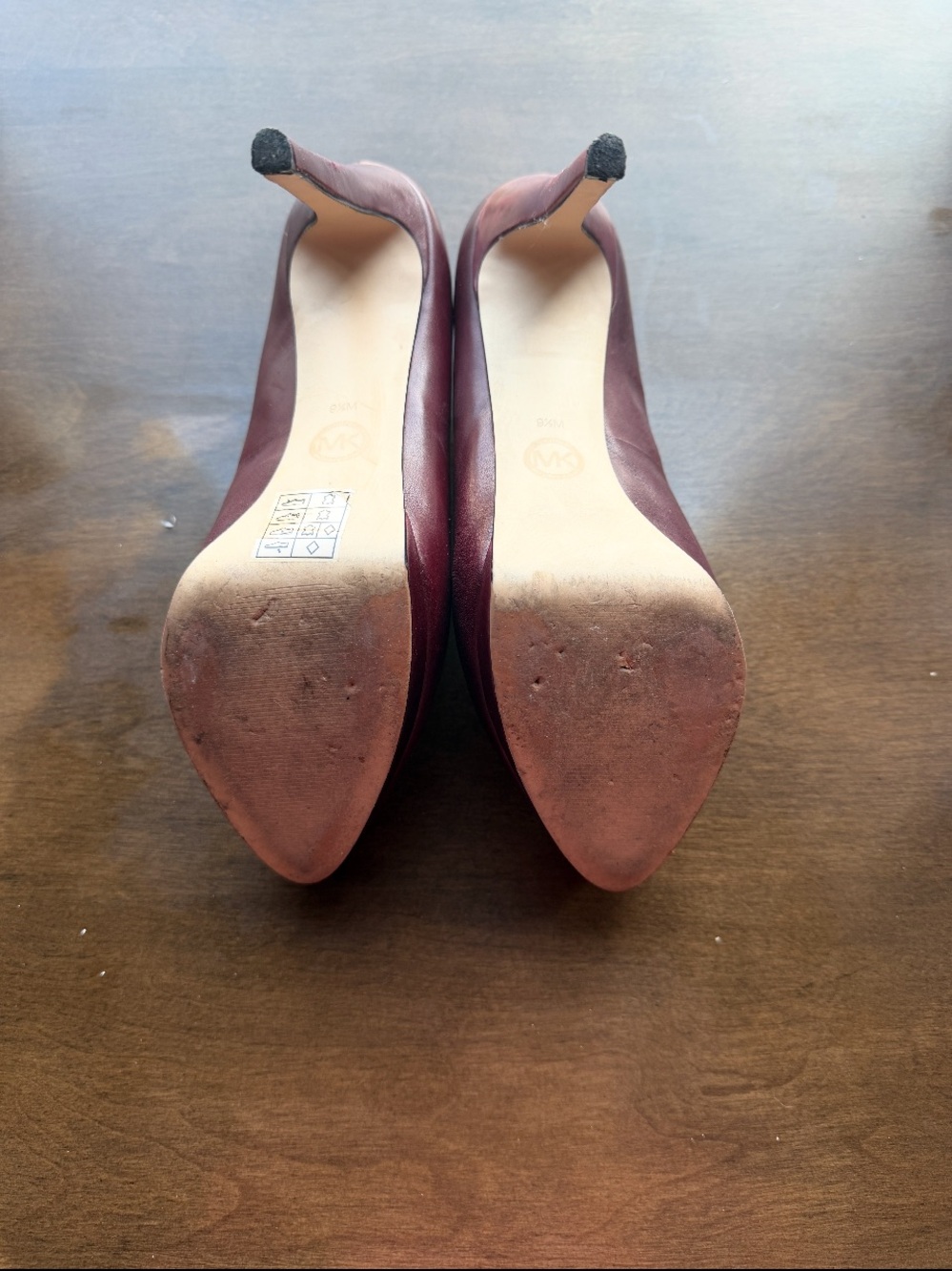 MICHAEL KORS Maroon Pumps Size 9.5 - Picture 2 of 2